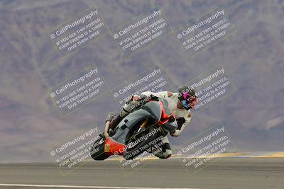 media/Jan-14-2023-SoCal Trackdays (Sat) [[497694156f]]/Turn 9 Set 2 (1130am)/